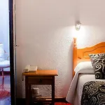 Otel La Rambla *