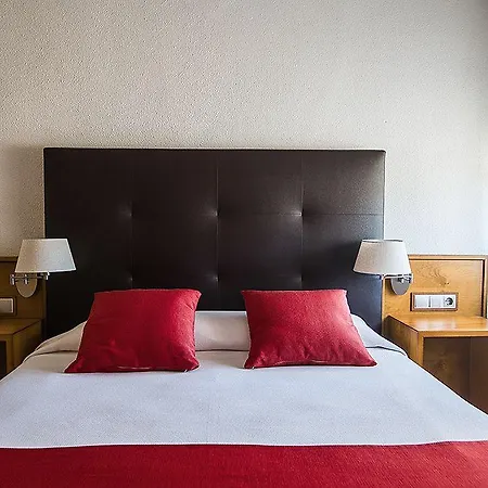 La Rambla Hotel *