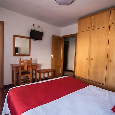 La Rambla Hotel