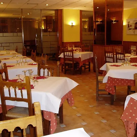 La Rambla Hotel *
