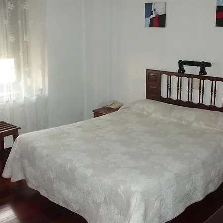 Szálloda La Rambla Biescas